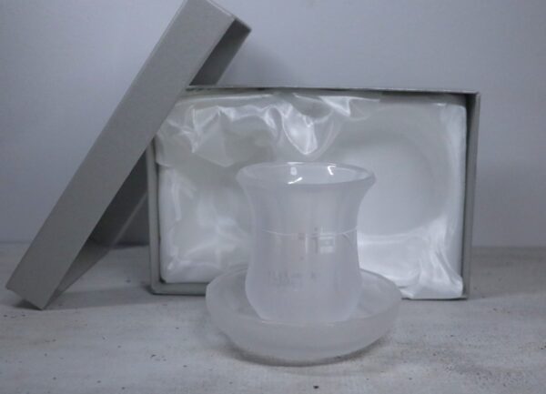 כוס קידוש זכוכית – בורא פרי הגפן / באבא סאלי כיתוב מהודר | 11 ס״מ × 8 ס״מ