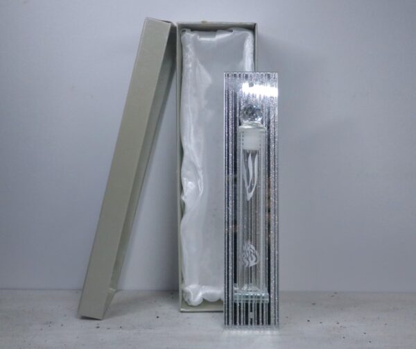 מזוזה מהודרת מזכוכית – רוחב 5 ס״מ | אורך 17 ס״מ