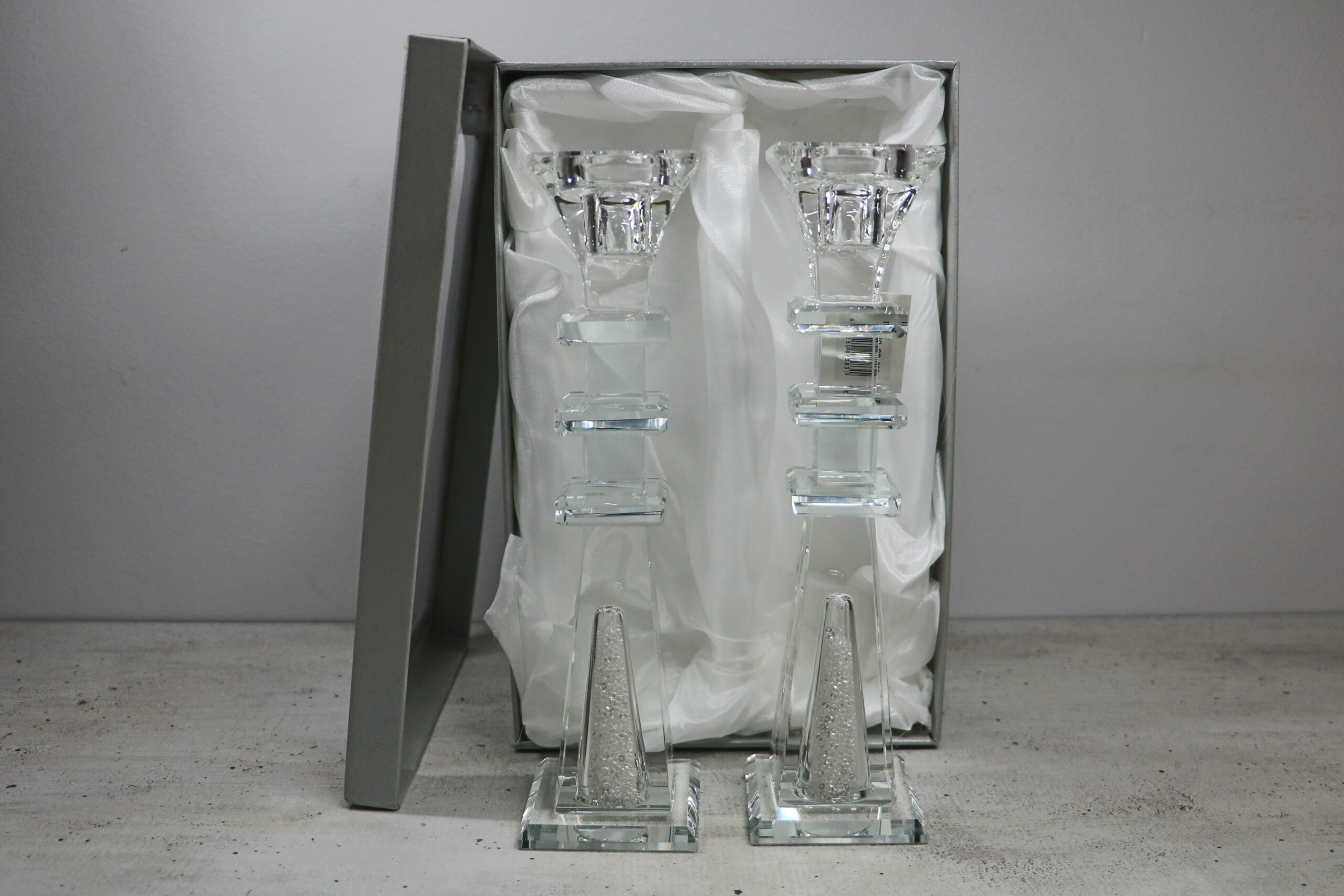 פמוט מגדל אייפל גבוהה | 23 ס״מ × 5 ס״מ