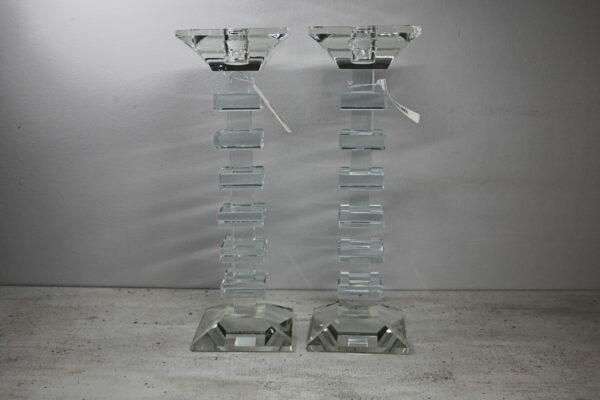 פמוט מהודר מדרגות גבוה | 28 ס״מ × 9 ס״מ