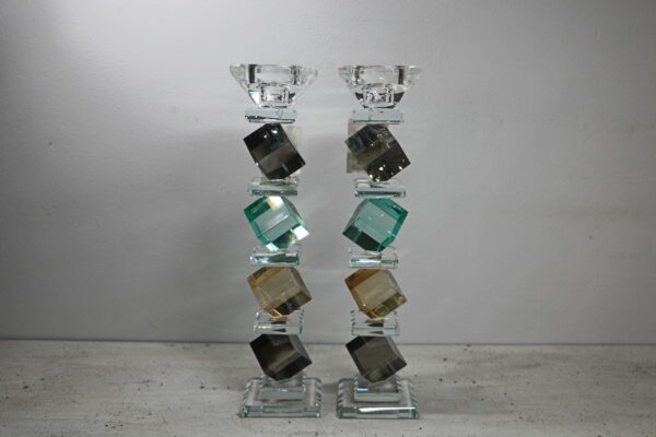 פמוט ריבועים צבעוני גיאומטרי בינוני | 26 ס״מ × 6 ס״מ