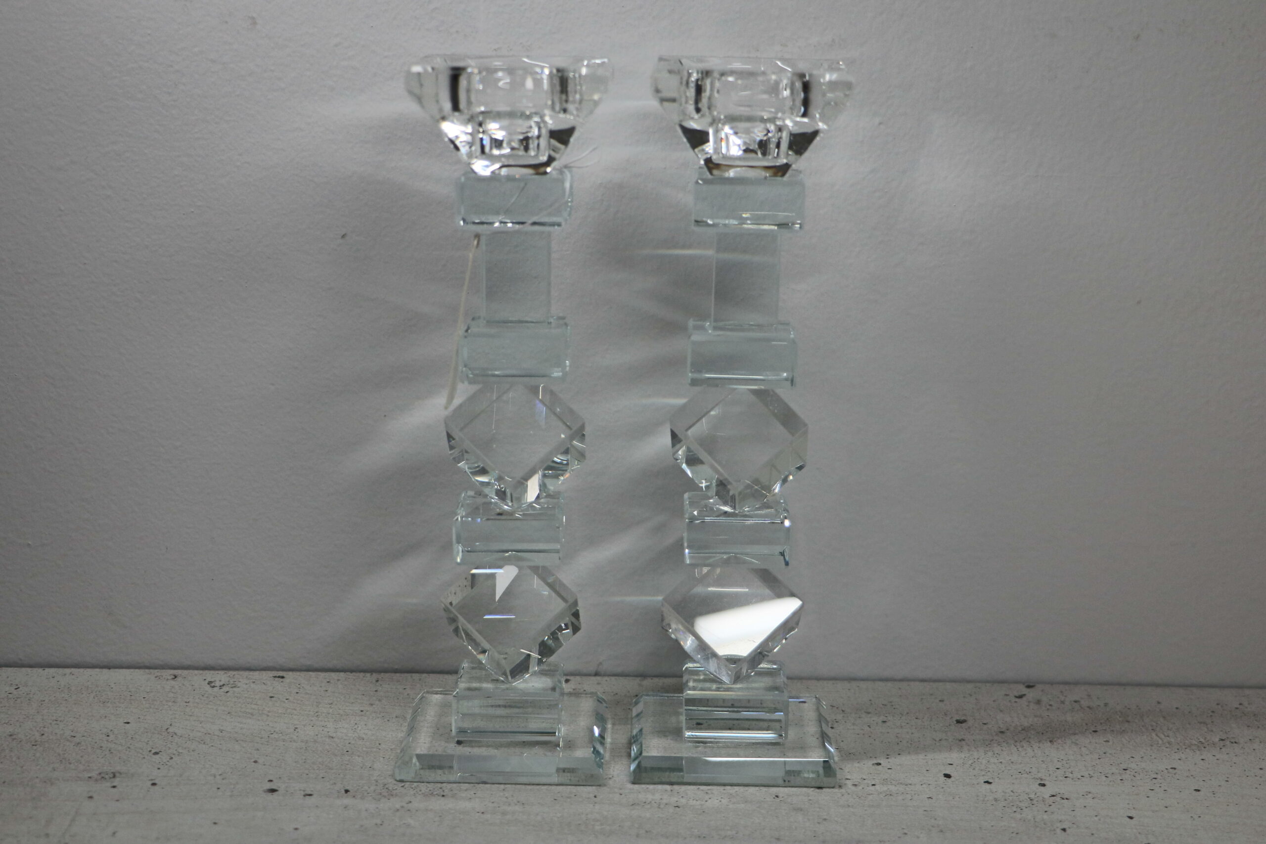 פמוט ריבועים שקוף בינוני | 21 ס״מ × 6 ס״מ – תמונה 3